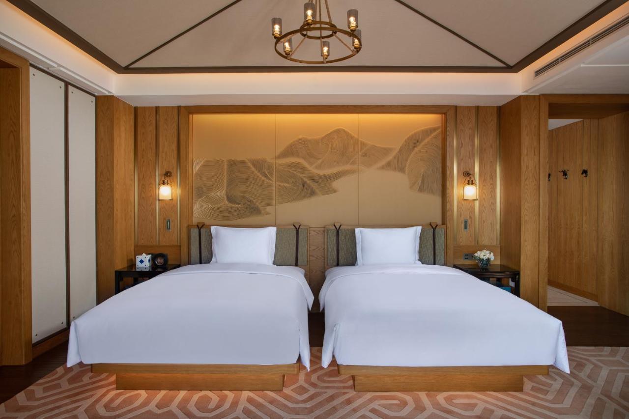 Hotel Indigo Diqing Moonlight City By Ihg Shangri-La Zewnętrze zdjęcie